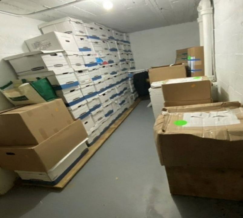 Image in @MarioNawfal's post: 🚨BREAKING: Photos Have Been Released Showing BOXES Of Classified Documents In Mar-A-Lago
