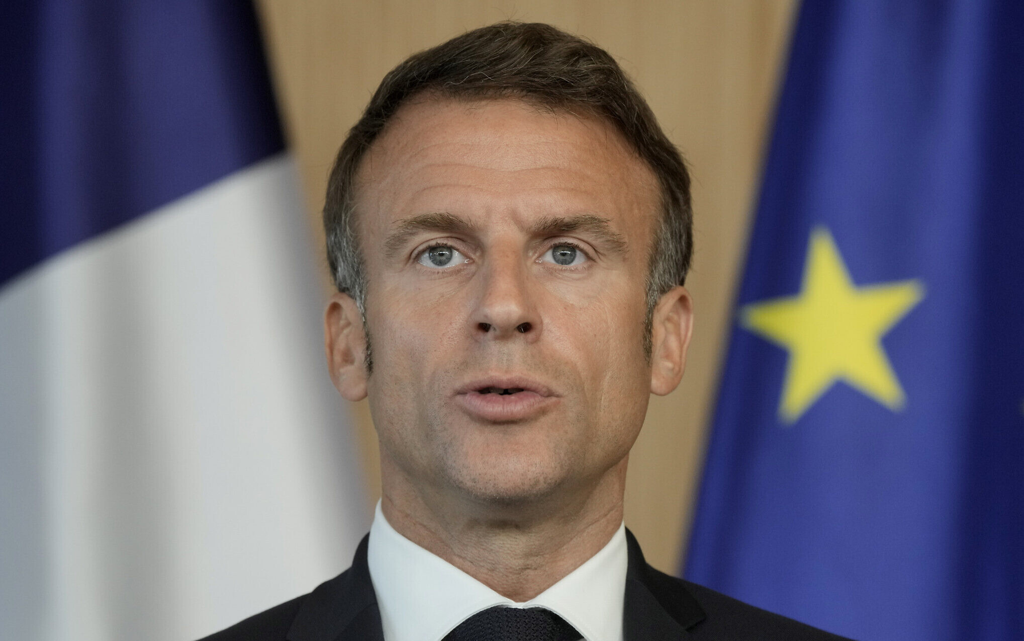 Image in @MarioNawfal's post: 🚨 JUST IN - French President Emmanuel Macron adressing the nation:
"13 French citizens were killed…