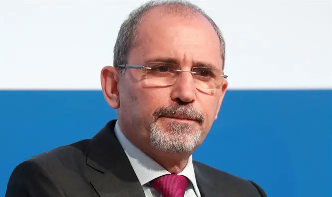 Image in @MarioNawfal's post: JUST IN - Jordanian Foreign Minister Ayman Safadi:
"Israel's refusal to allow aid into Gaza is a v…