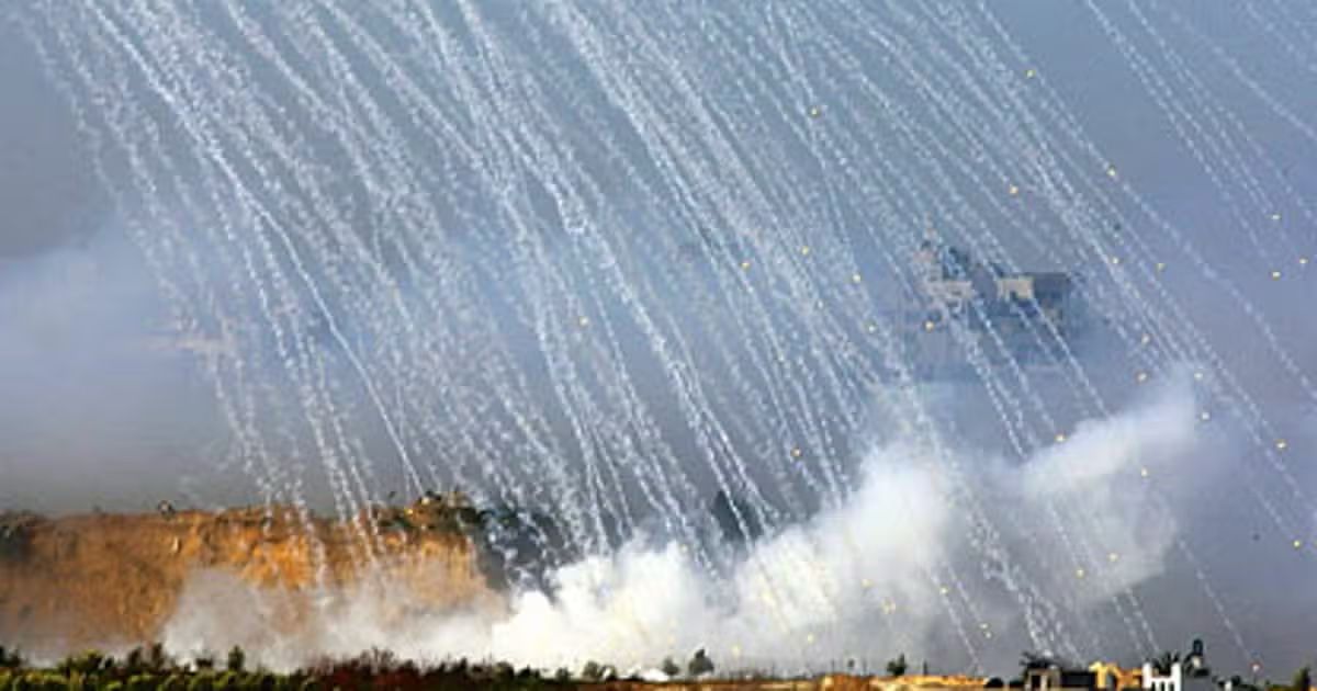 Image in @MarioNawfal's post: 🚨JUST IN: Human Rights Watch:
"Israel employed white phosphorus in military operations in Gaza an…