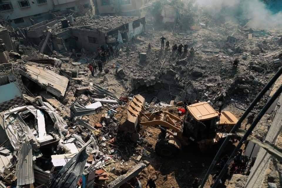Image in @MarioNawfal's post: 🚨 FOOTAGE - Remains of a square in Gaza https://t.co/iYXXjTDd5U