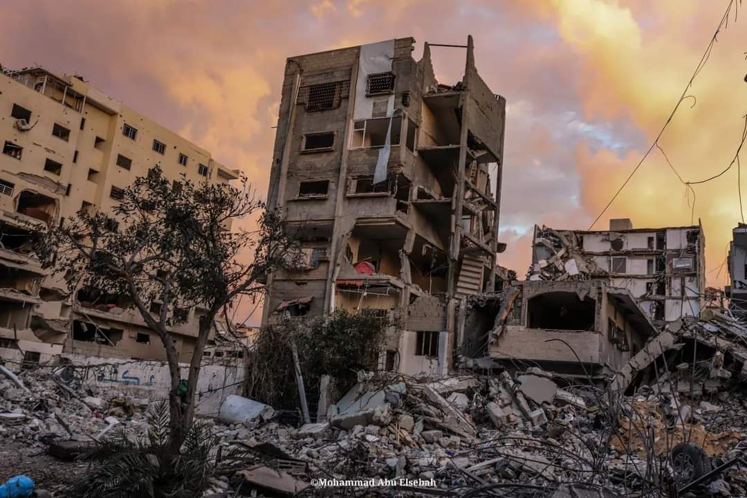 Image in @MarioNawfal's post: 🚨Iran Reports - Hamas Ready to Release Hostages if Israel Stops Airstrikes
Iran's Foreign Ministry…