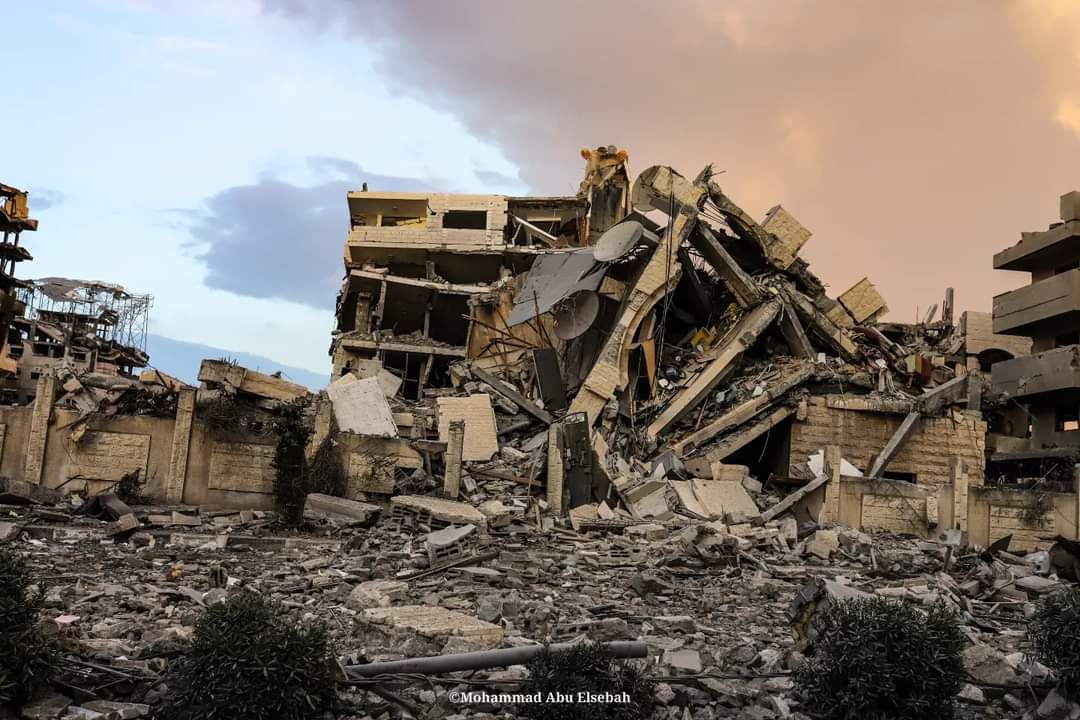 Image in @MarioNawfal's post: 🚨Iran Reports - Hamas Ready to Release Hostages if Israel Stops Airstrikes
Iran's Foreign Ministry…