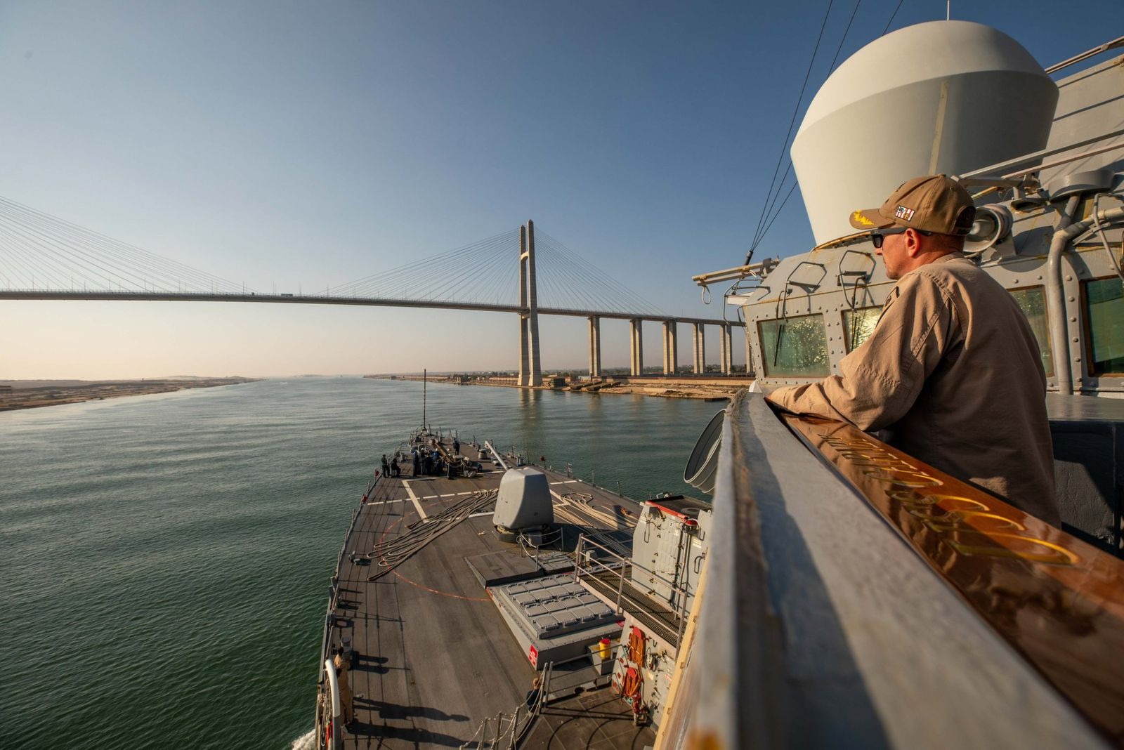 Image in @MarioNawfal's post: 🚨 JUST IN: USS Carney Transits Suez Canal for Middle East Deployment
The Arleigh Burke-class guide…