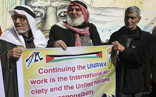 Image in @MarioNawfal's post: 🚨 JUST IN: Protests inside a shelter center in northern Gaza demands that UNRWA assumes its respon…