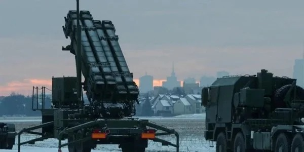 Image in @MarioNawfal's post: 🚨 JUST IN: Ukrainian Patriot Air Defense System Executed "Bryansk Massacre," Downing 5 Aircraft in …