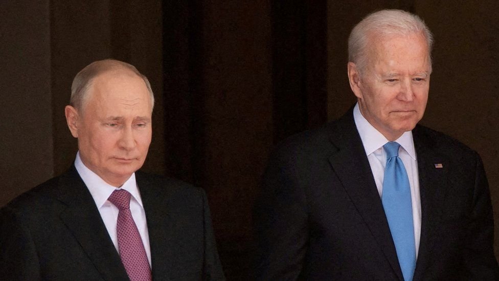Image in @MarioNawfal's post: 🚨 BREAKING: PUTIN WILL NOT DEAL WITH BIDEN ON UKRAINE PEACE | AWAITS ELECTIONS
Putin will not enga…