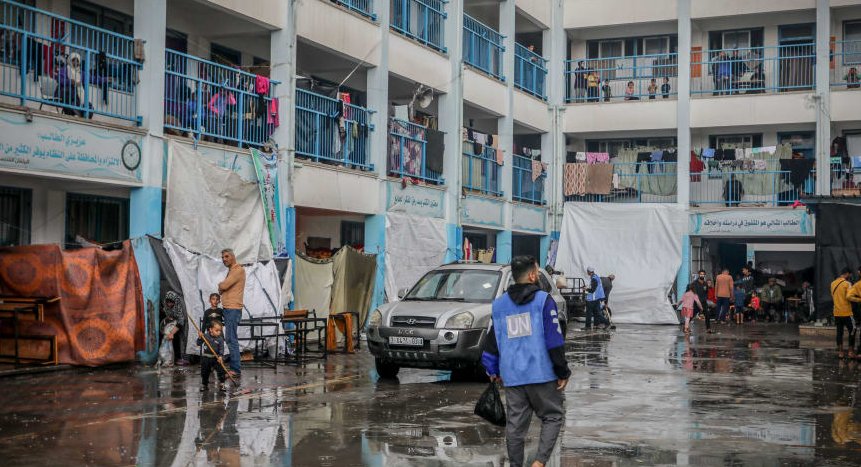 Image in @MarioNawfal's post: 🚨BREAKING: U.S DEFUNDS UNRWA
U.S State Department has stopped $223 million in funding to UNRWA:
"…