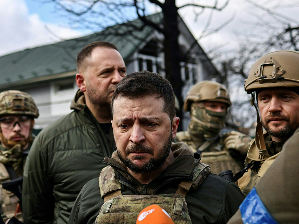 Image in @MarioNawfal's post: 🇺🇸🇺🇦U.S GIVES UP ON UKRAINE WINNING BACK TERRITORY
In a significant shift, the Biden administratio…