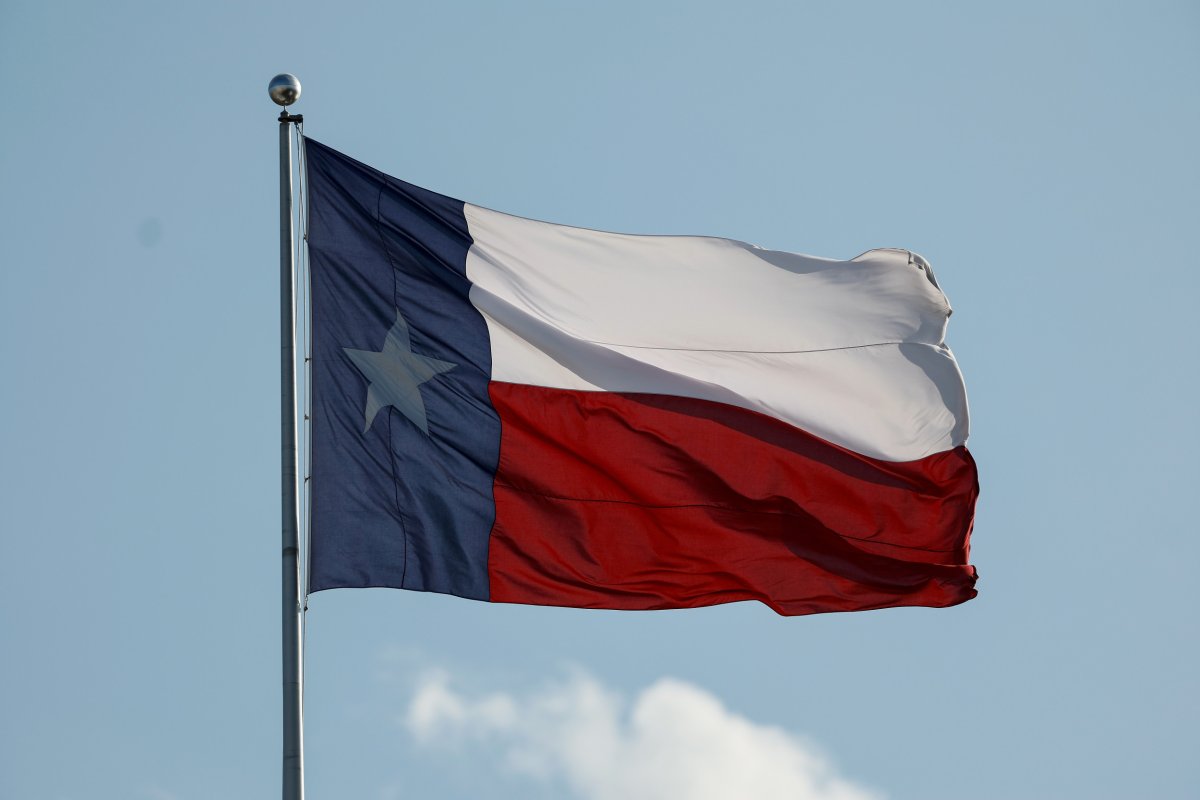 Image in @MarioNawfal's post: TEXAS ECONOMY THRIVES AMID BORDER STANDOFF
Texas' economy shows remarkable growth, ranking second …