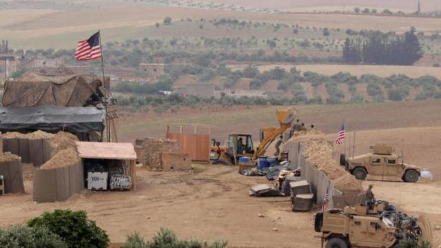 Image in @MarioNawfal's post: 🚨🇺🇸REPORTS OF DRONE ATTACK ON U.S. BASE IN SYRIA
Initial reports suggest an Iranian-backed forces'…