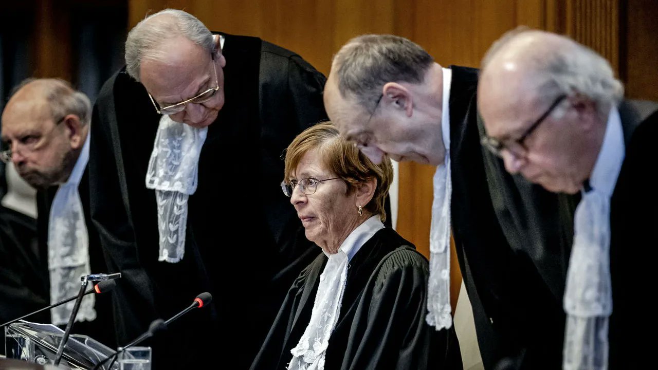 Image in @MarioNawfal's post: 🚨🇺🇬BREAKING: UGANDA DISOWNS ICJ JUDGE RULING IN GENOCIDE TRIAL
Uganda denounced Judge Julia Sebuti…