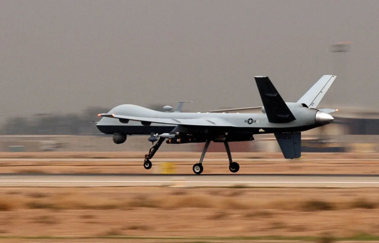 Image in @MarioNawfal's post: 🚨🇺🇸 US NAVY SHOOTS DOWN 15 UAVS IN RED SEA AREA
"Between 4 a.m. and 6:30 a.m. (Sanaa time), Irania…