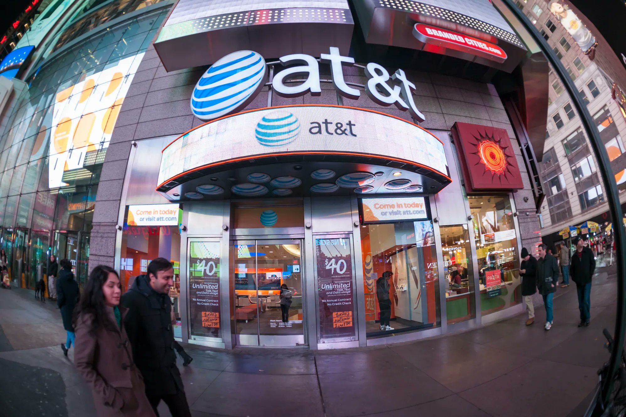 Image in @MarioNawfal's post: 🚨 AT&T DATA BREACH: OVER 70+ MILLION IMPACTED
AT&T has confirmed a major data breach affecting 65…