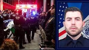Image in @MarioNawfal's post: 🚨BREAKING: SLAIN NYPD OFFICER PROMOTED POSTHUMOUSLY TO DETECTIVE
Jonathan Diller, killed in Queens…