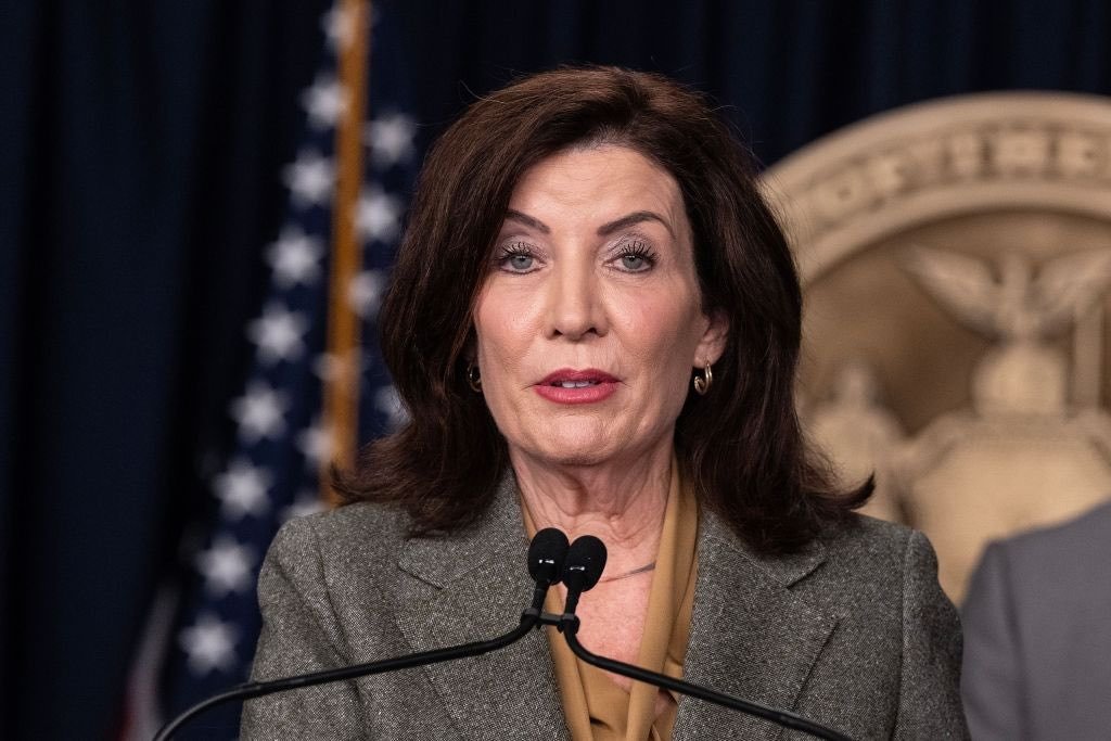 Image in @MarioNawfal's post: 🇺🇸 NEW YORK TO CELEBRATE TRANSGENDER DAY OF VISIBILITY
Following Bidens lead, Governor Hochul proc…