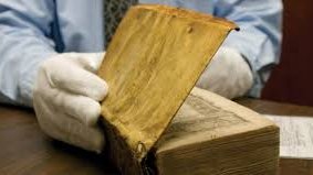 Image in @MarioNawfal's post: 🚨HARVARD BOOK BOUND IN HUMAN SKIN
Harvard Library has removed a book bound in human flesh from its…