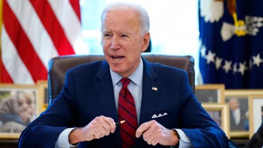Image in @MarioNawfal's post: 🚨🇺🇸WILL BIDEN’S GAZA FLOATING PIER PUT SOLDIERS AT RISK?
Military experts fear the Gaza floating p…
