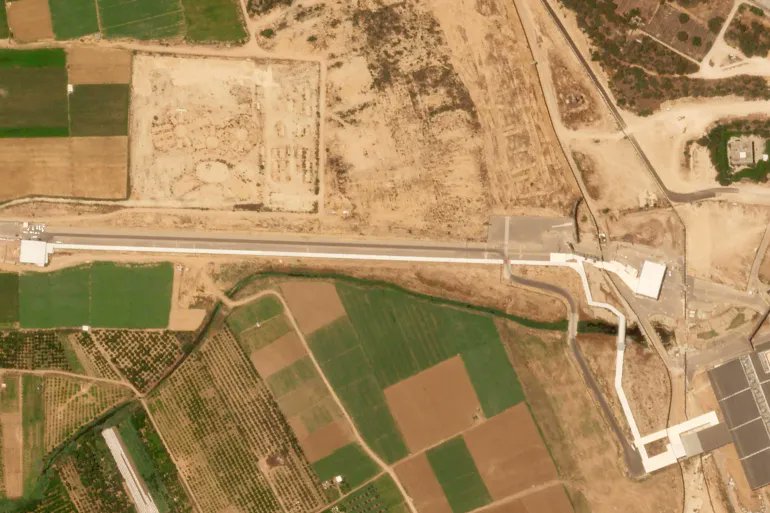 Image in @MarioNawfal's post: 🚨🇮🇱🇵🇸BREAKING: ISRAEL OPENS NORTHERN BORDER FOR AID
Following a stern call from Biden, Israel has …