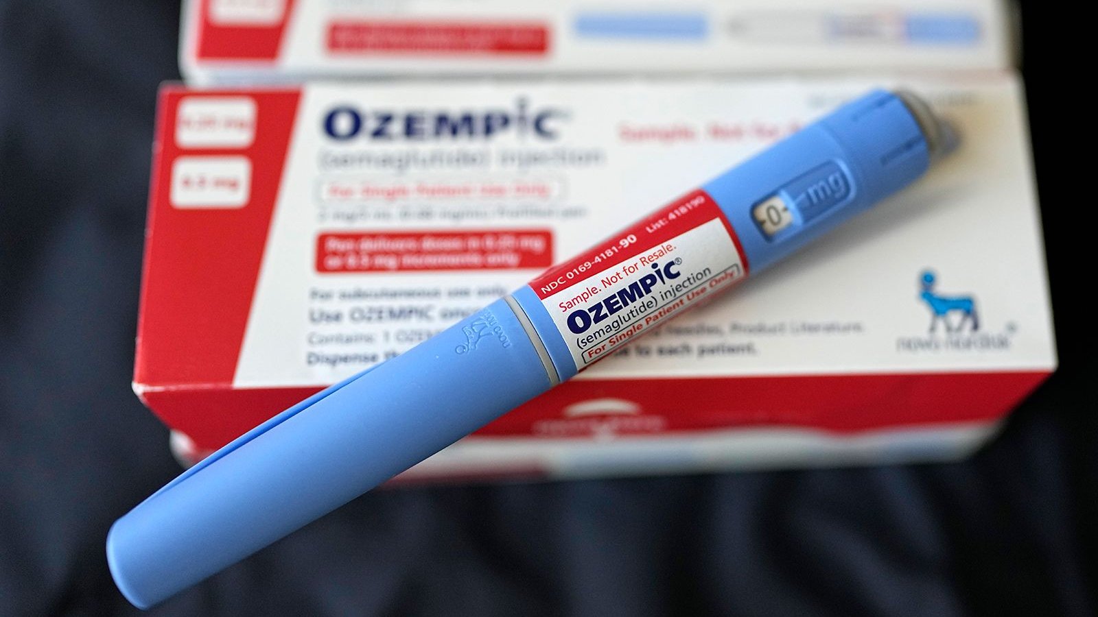 Image in @MarioNawfal's post: 🚨STUDY: OZEMPIC SLOWS PARKINSON'S?
A study unveils that Lixisenatide, related to diabetes drug Oze…