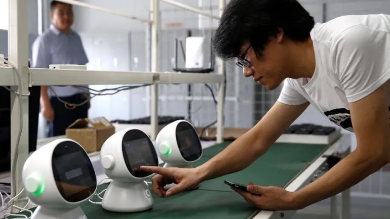Image in @MarioNawfal's post: 🇨🇳CHINA INFUSES $70-BILLION INTO EARLY-STAGE TECH
China's central bank rolls out a $70 billion re-…