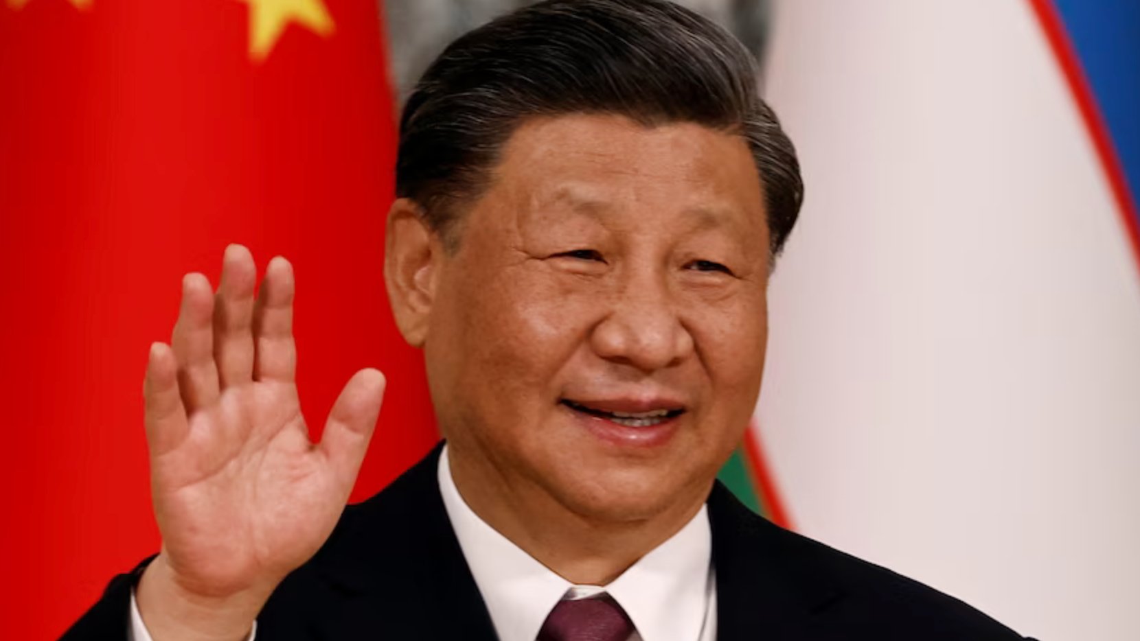 Image in @MarioNawfal's post: 🚨 IS THE U.S. GIVING TAIWAN TO CHINA?
U.S. amps up its chip game, enticing giants like TSMC with b…