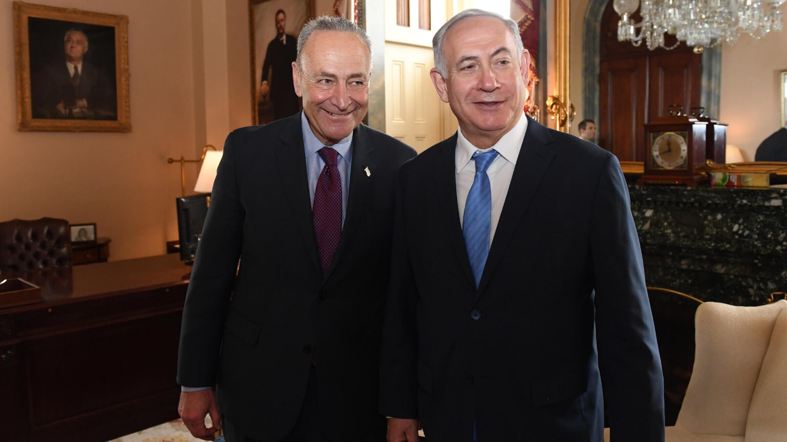 Image in @MarioNawfal's post: 🇺🇸 SEN SCHUMER: SEND ISRAEL AND UKRAINE MORE MONEY
Schumer:
"We were on tenterhooks last night as…
