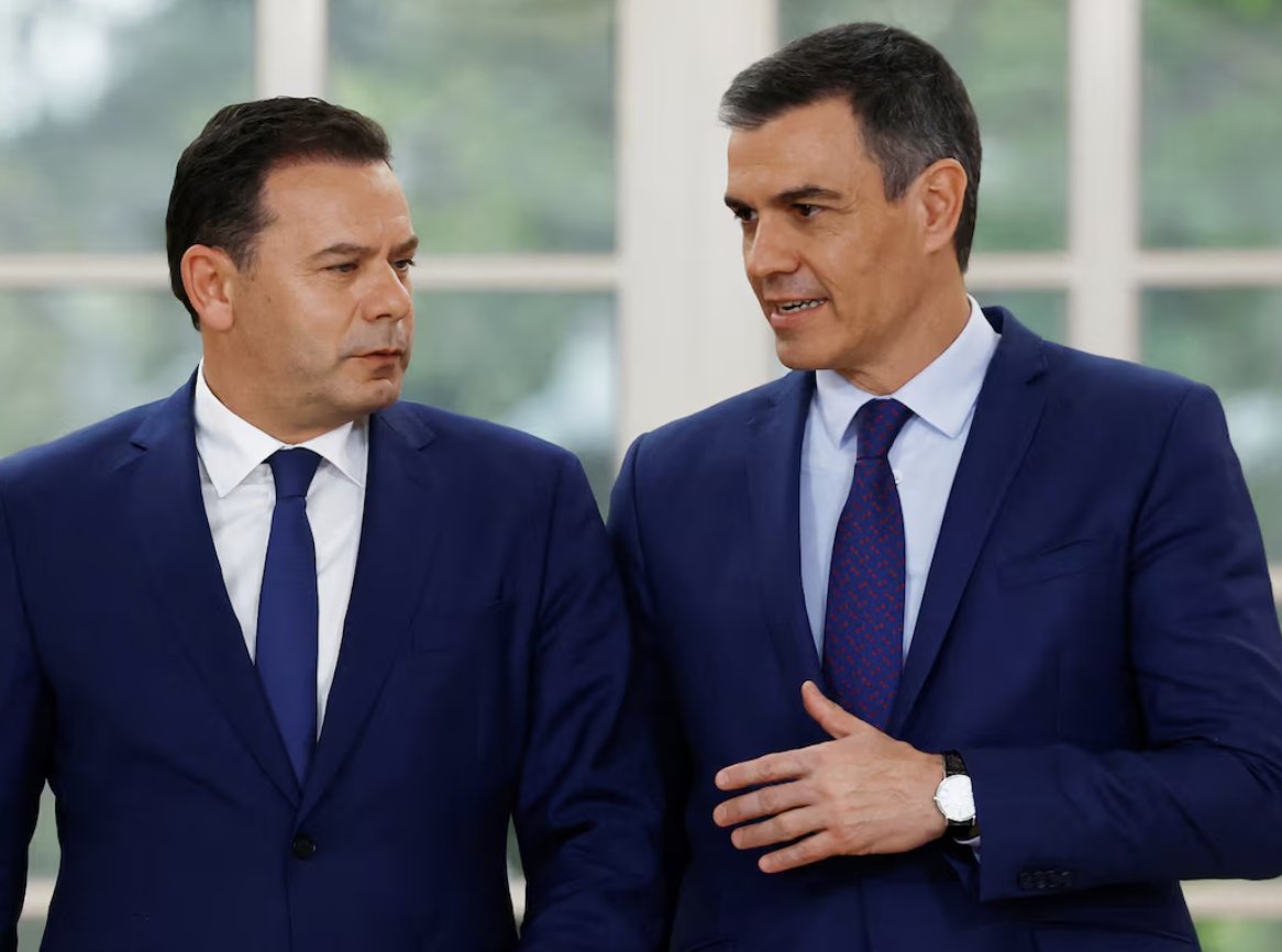 Image in @MarioNawfal's post: 🇪🇸SPAIN: TWO-STATE DEAL = PEACE
🇵🇹PORTUGAL: IT'S NOT THAT SIMPLE...
Spain's PM Sanchez:
"We nee…
