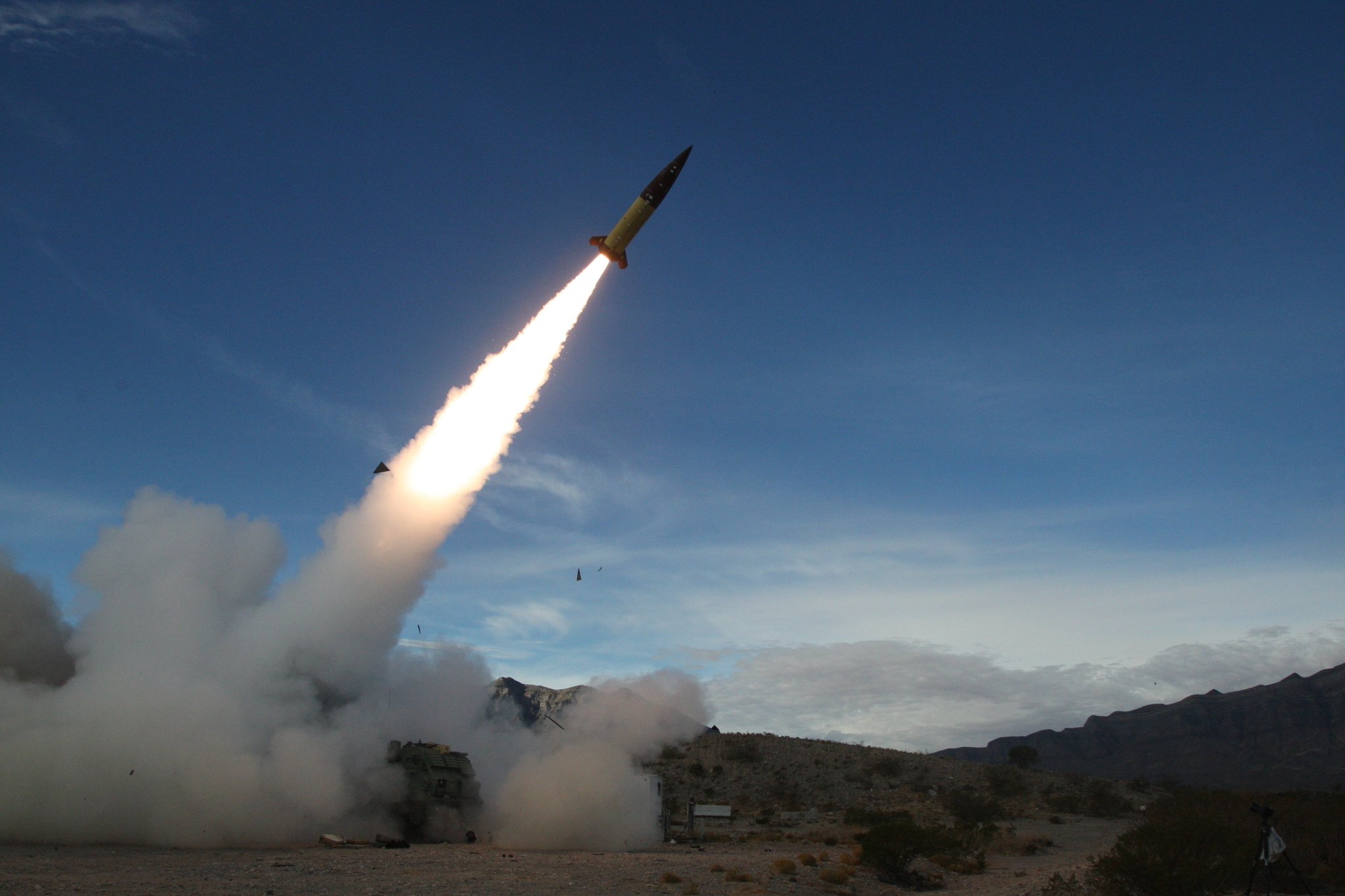 Image in @MarioNawfal's post: 🚨🇷🇺RUSSIA: WE DOWNED 8 US-SUPPLIED ATACMS MISSILES
Russia says it shot down 8 US-made ATACMS missi…