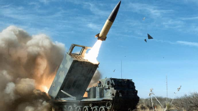 Image in @MarioNawfal's post: 🚨🇷🇺RUSSIA: WE DOWNED 8 US-SUPPLIED ATACMS MISSILES
Russia says it shot down 8 US-made ATACMS missi…