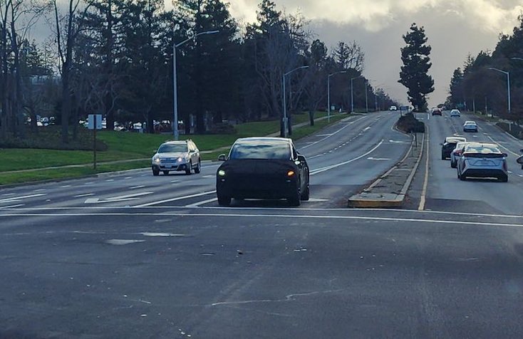 Image in @MarioNawfal's post: 🚨🇺🇸TESLA'S UPGRADED MODEL Y "JUNIPER" SPOTTED IN PALO ALTO, CALIFORNIA
The refreshed Model Y has b…