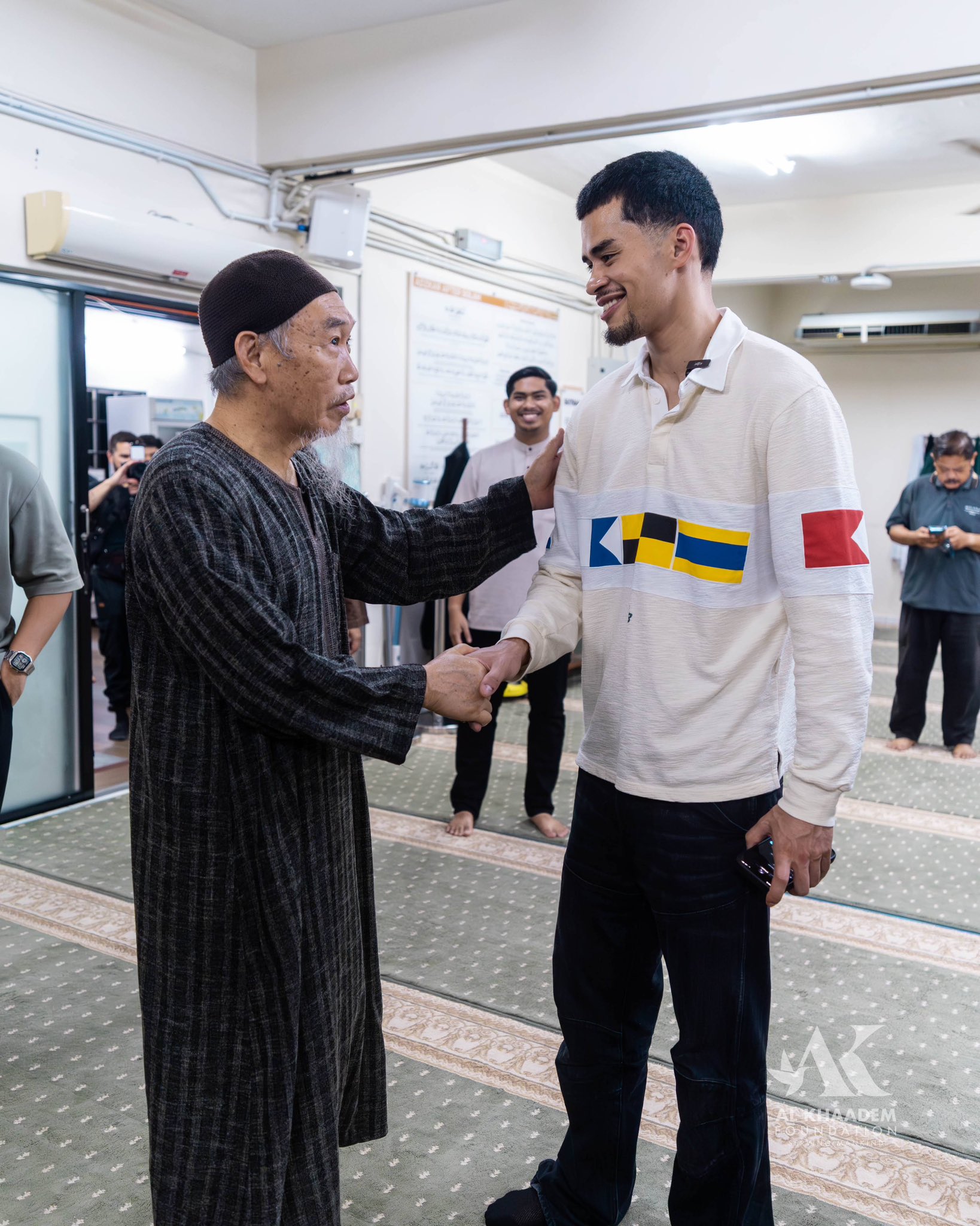 Image in @sneako's post: Thank you Hussain Yee https://t.co/aRbU7S5vcP