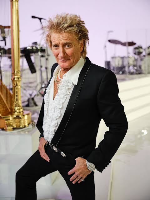 Image in @IfindRetards's post: Rod Stewart called Trump a ratbag, the same Rod Stewart who allegedly blew multiple sailors in a Sa…
