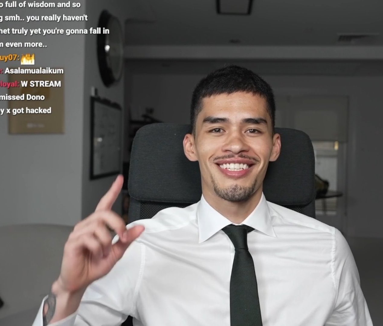 Image in @sneako's post: W stream ❤️ https://t.co/qsbcH6Wqnt