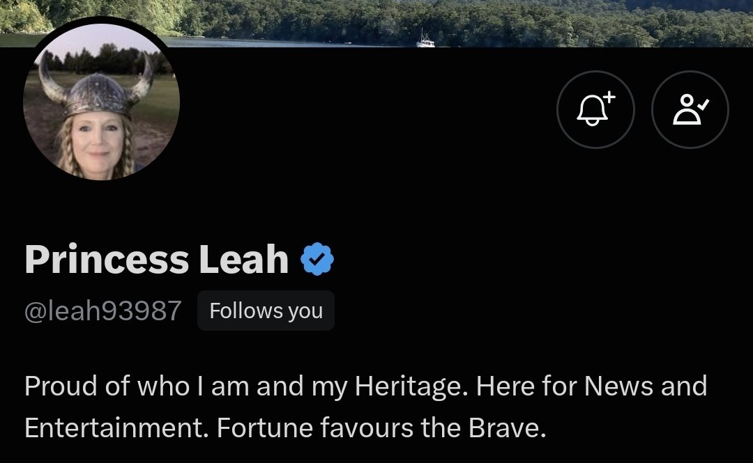 Image in @IfindRetards's post: Subscriber shout-out of the day
Thanks goes to @leah93987 for subbing and supporting the page.
…