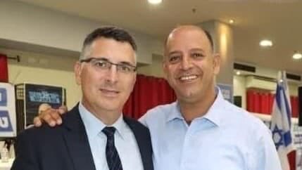 Image in @gidonsaar's post: החיוך של סאהר. https://t.co/9DQ39gUiCA