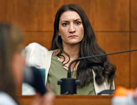 Image in @IfindRetards's post: Lindsay Clancy she strangled the children with exercise bands while her husband was out and still h…