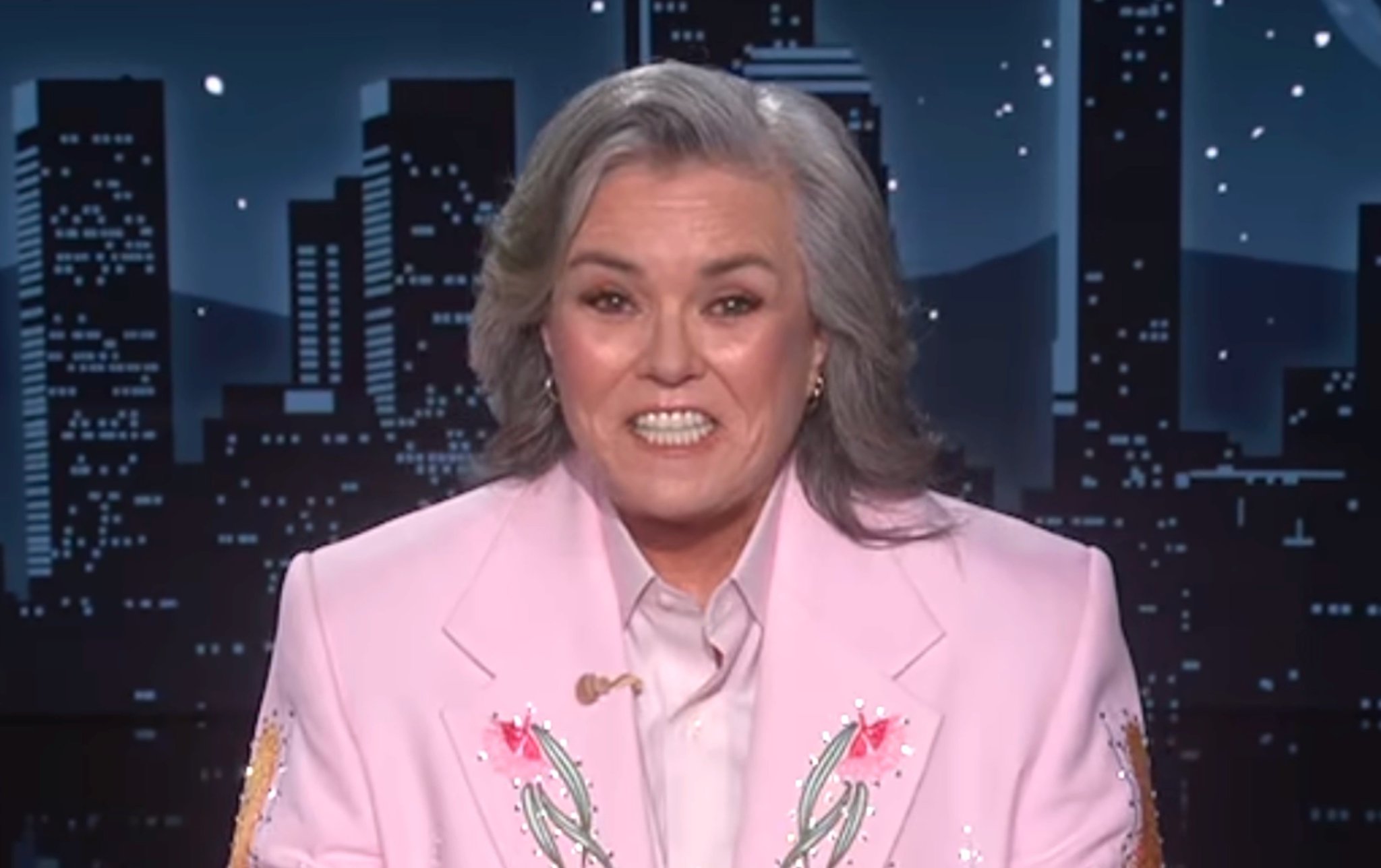 Image in @IfindRetards's post: She looks retarded https://t.co/ybAfjZz2sR