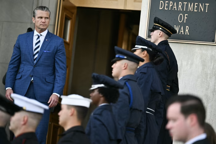 Image in @MarioNawfal's post: 🇺🇸 The Pentagon is screening troops by waist size before they can sit in the audience for Hegseth's…