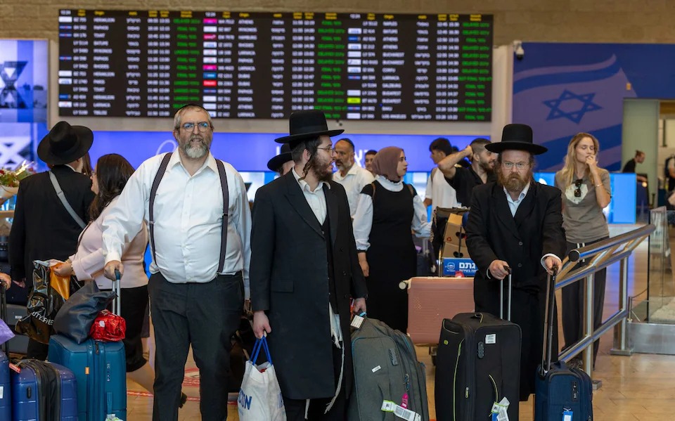 Image in @MarioNawfal's post: 🇮🇱 Netanyahu’s Likud is trying to stop a program helping Israelis living abroad get home to vote in…