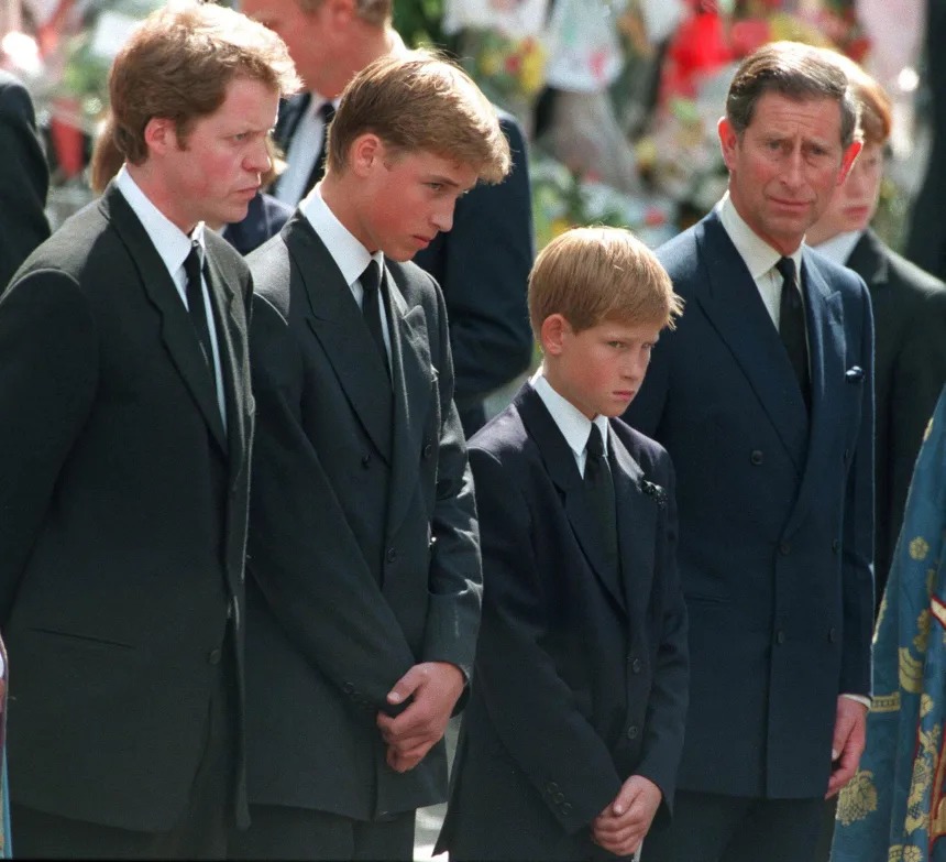 Image in @MarioNawfal's post: 🇬🇧👑 Charles Spencer (Diana's brother) says that days after Diana died, the future king told him the…