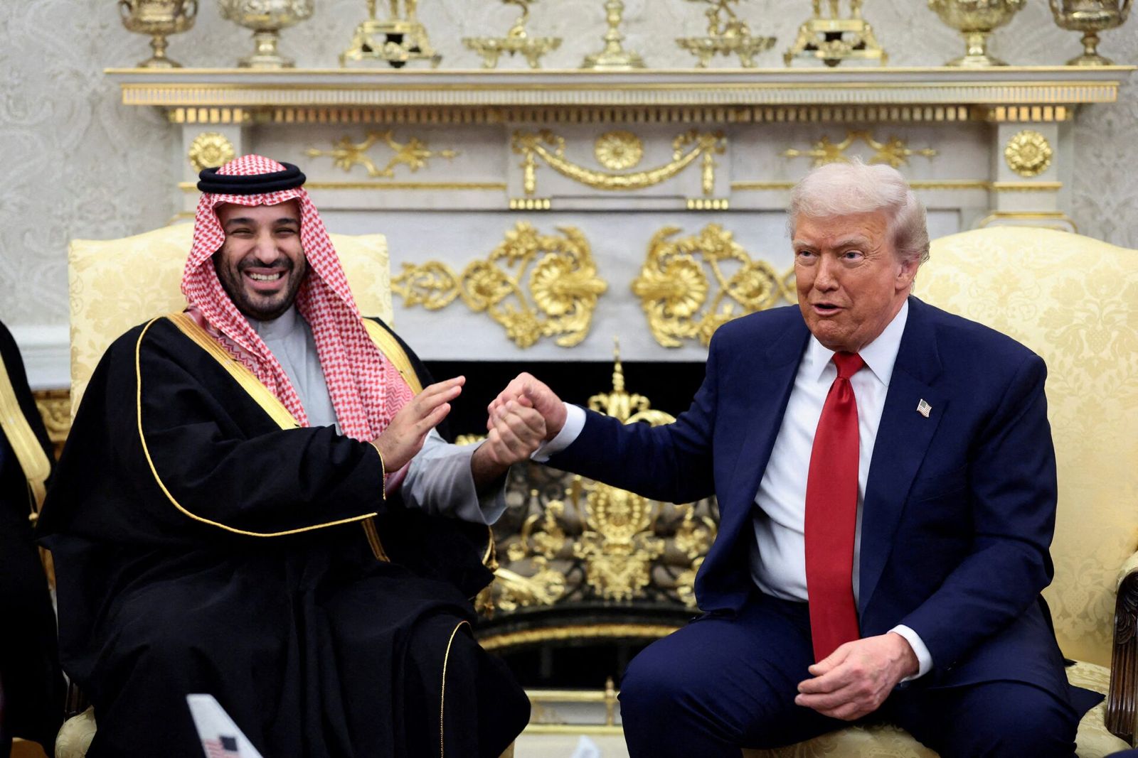 Image in @MarioNawfal's post: 🇺🇸🇸🇦 Saudi Arabia is getting the jet Washington swore only Israel could fly in the Middle East.
Th…