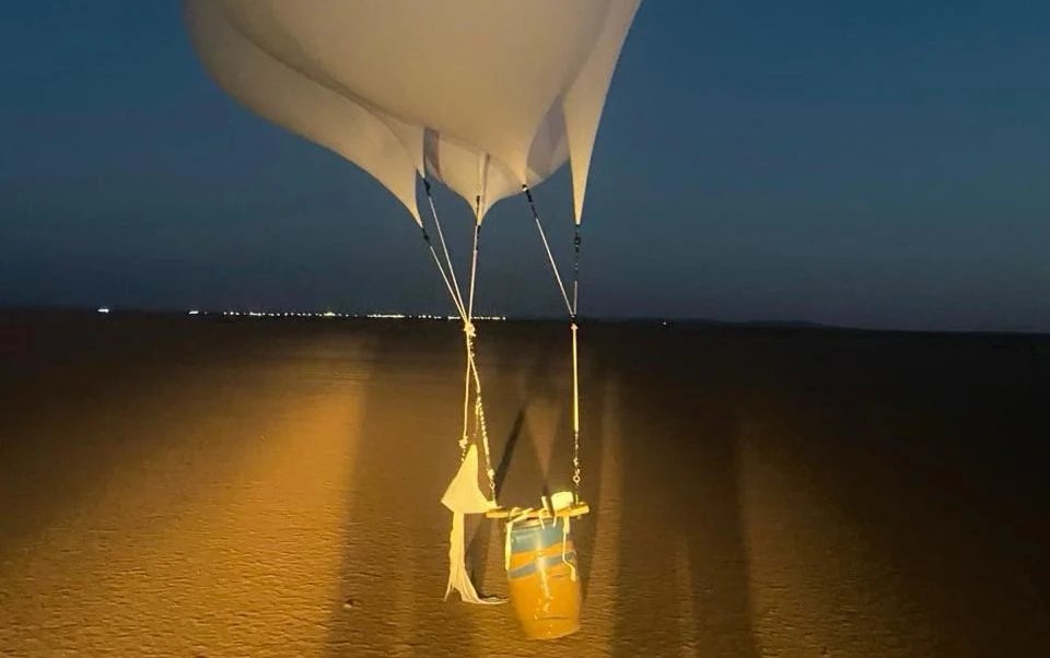 Image in @MarioNawfal's post: 🇮🇱🇯🇴 ISRAELI CRIMINAL GANGS are reportedly using BALLOONS to fly DRUGS into Jordan... !?
Apparentl…