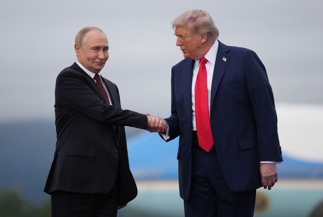 Image in @MarioNawfal's post: 🇺🇸🇷🇺 Washington is now considering letting the shadow fleet back in to bring down oil shipping cost…