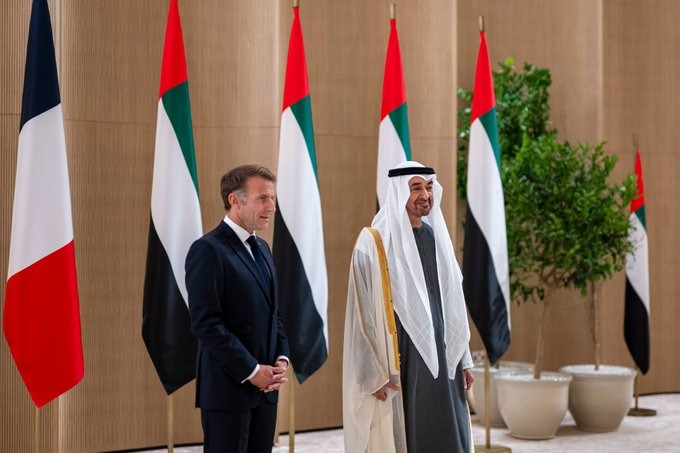 Image in @MarioNawfal's post: 🇫🇷🇦🇪 Macron secured a deal for 200,000 tonnes of diesel per month from the UAE and Bahrain, as Fran…