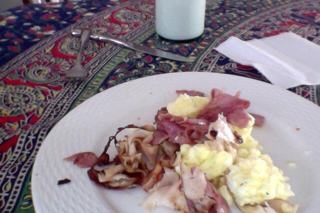 Image in @sneako's post: Decided to just make eggs http://t.co/rM4GyUZVis